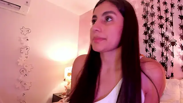 IsabelaStefano Adlı Modelin Canlı XXX Sohbeti
