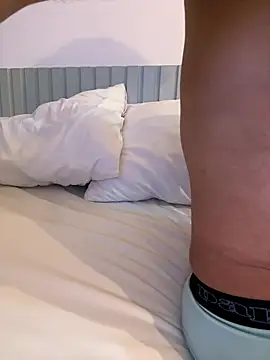 Živý XXX chat AlphaHunkDaddy