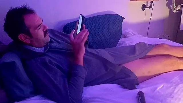 badboybrad11 Шоу с уебкамера