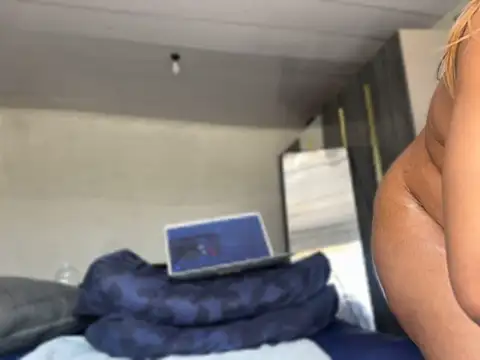 Iam-Sharifa 라이브 XXX 채팅