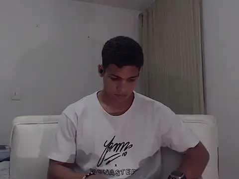 rustermcn Live XXX chat