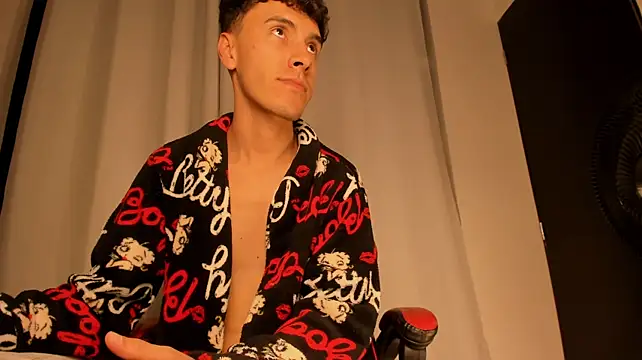 Živý XXX chat MaxLeons