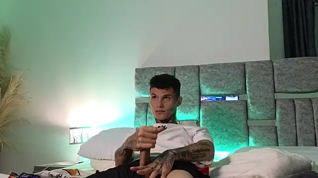Paulo_527 – Live XXX-chat