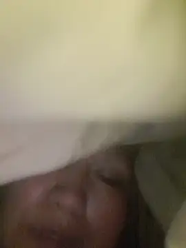 Kazsandraa লাইভ XXX চ্যাট