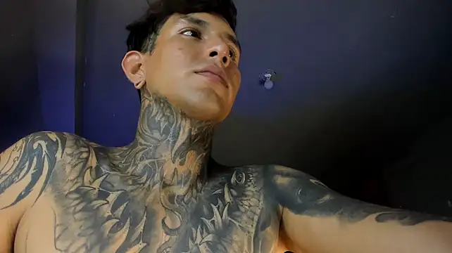 Travisttanner28n Live XXX chat