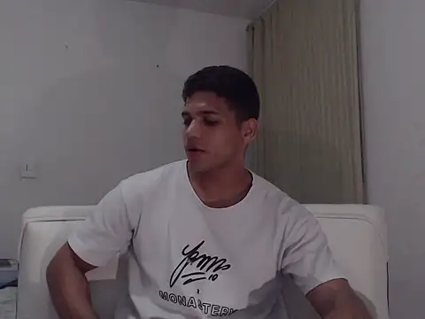 rustermcn Live XXX chat