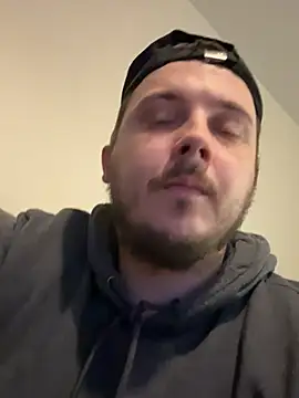 XXKieran Webcam show