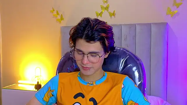 Derek_Sinn Chat XXX in diretta