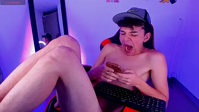 Онлайн чат XXX xtanner