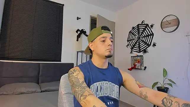 alejandro_calderon1: онлайн-секс-чат