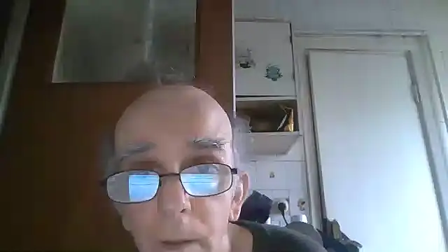 mariusica1@xh's Live XXX Chat