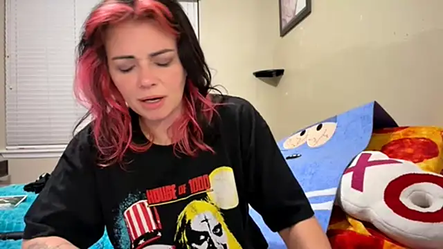 MarlaFknSinger Chat XXX in diretta