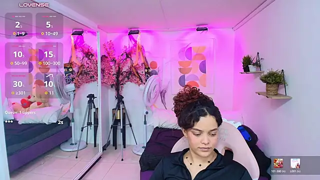 Maggy_t18n Live XXX chat