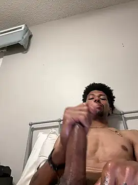 BigPrettyDick777 现场XXX聊天