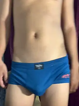 Ryfvcker Adlı Modelin Canlı XXX Sohbeti