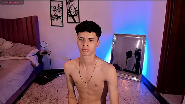 Онлайн чат XXX JuniorPrinceMorris