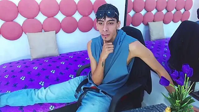Drake_Jack live XXX chat