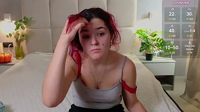 LeyaaStarr live XXX chat