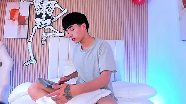 XXX chat uživo modela Filiph_Sterliing