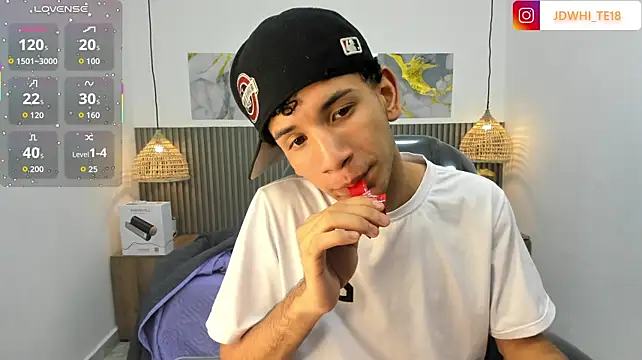 JDWhite18 라이브 XXX 채팅