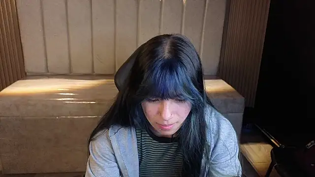 Bonnie_ligth Show in webcam