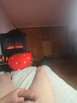 Czat XXX na żywo – BigStrawberry07