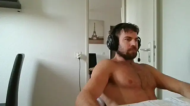 XXX chat uživo modela alpha-hunk