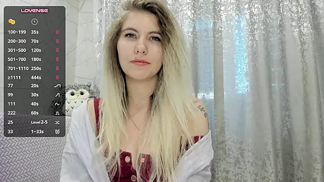 KatieLesco's Live XXX Chat
