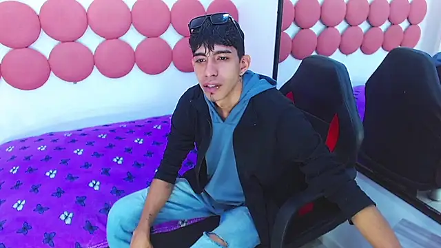 Chat +18 de Drake_Jack ao vivo