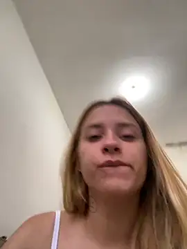Chat XXX ao vivo de Barbie107