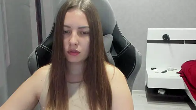 Mia_shy1 现场XXX聊天