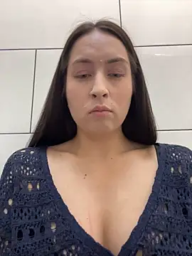 Holly_Playn Live XXX chat