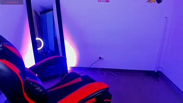 xtanner XXX чат на живо