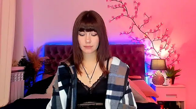 MilanaHotts Adlı Modelin Canlı XXX Sohbeti