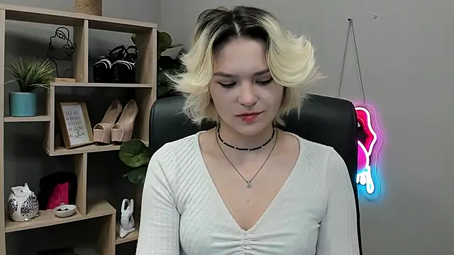 SweetLilyxo Adlı Modelin Canlı XXX Sohbeti