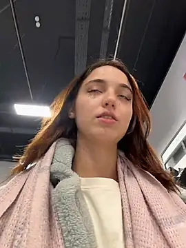 DollyTall's Live XXX Chat