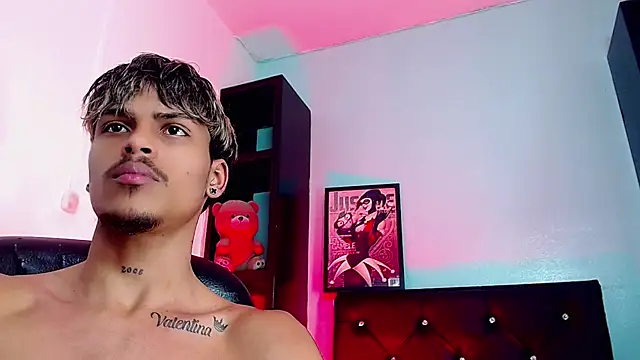 צ'אט XXX בשידור חי של Angel_foxc13