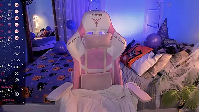 Živý XXX chat CharliGrace_