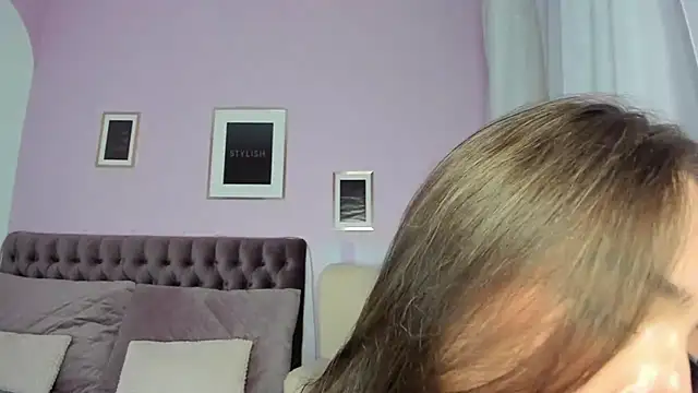 Evalaniss' Live XXX Chat