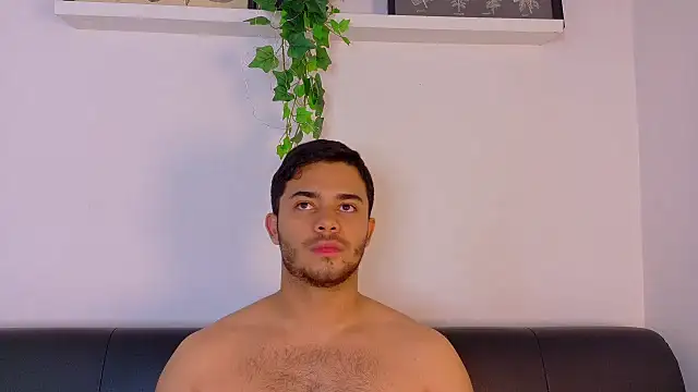 Czat XXX na żywo – TylerWest_