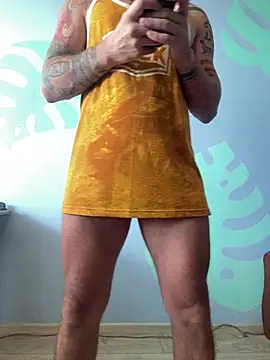 FableScottn Webbikameraesitys