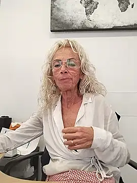 Chat XXX ao vivo de clarabell4