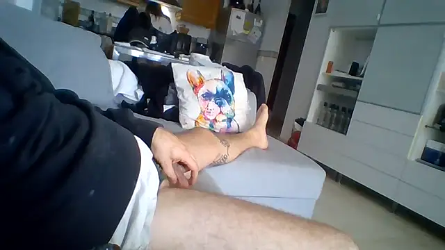 bobotatto লা  ইভ XXX চ্যাট