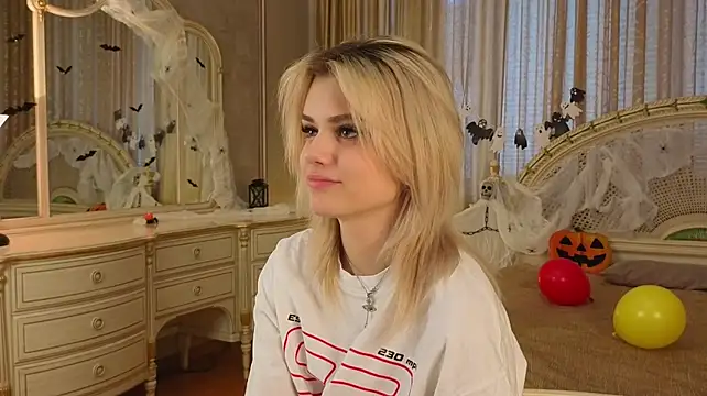 MercedezTimbs' Live XXX Chat