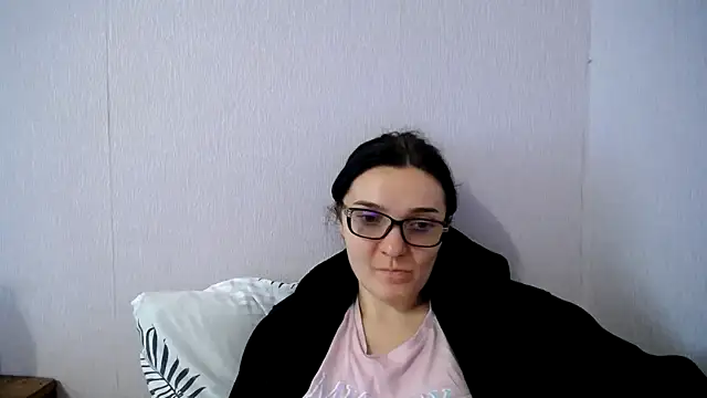 Shiny_gine Adlı Modelin Canlı XXX Sohbeti
