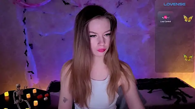 Katrin_sss Adlı Modelin Canlı XXX Sohbeti
