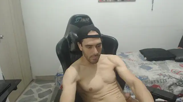 samuelgarcia_ Adlı Modelin Canlı XXX Sohbeti