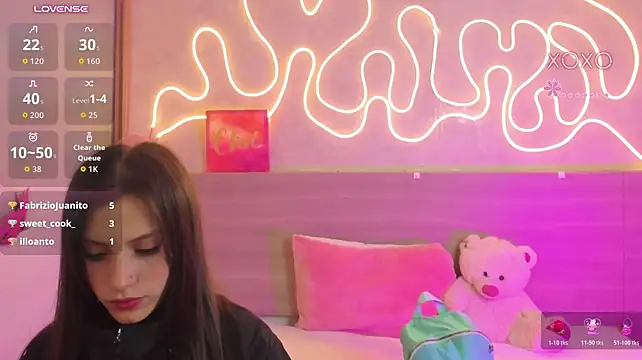 XXX chat uživo modela TiinaJonus_
