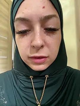 دردشة LynaFrost الجنسية المباشرة