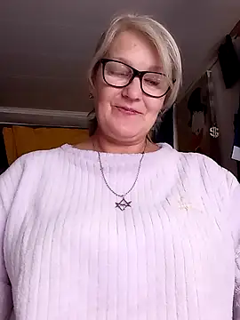 irinamaux's Live XXX Chat